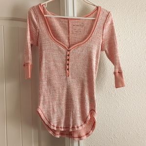 Free People 3/4 sleeve Henley shirt size small like new!